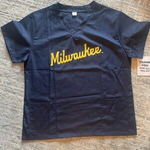 Milwaukee Brewers Scrubs Top Brand New